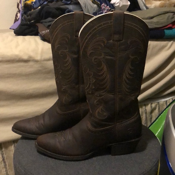 Ariat Shoes - Ariat Women’s Boots 7B